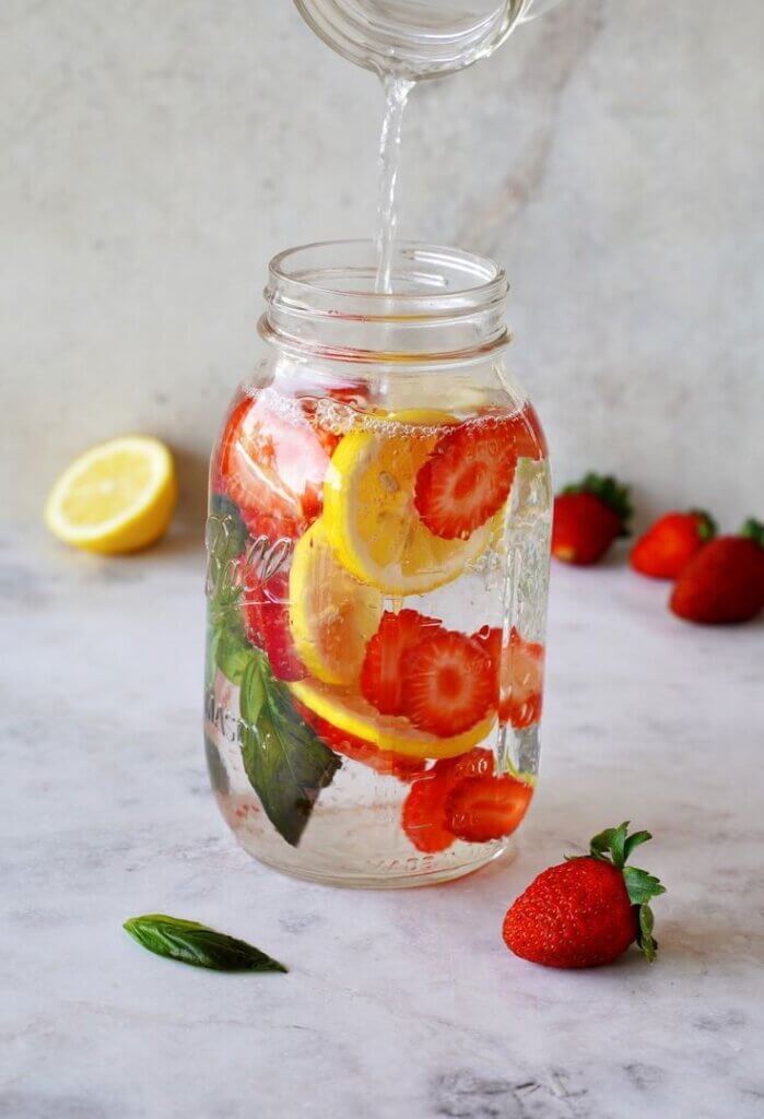 Berry-Antioxidant-Detox-Water